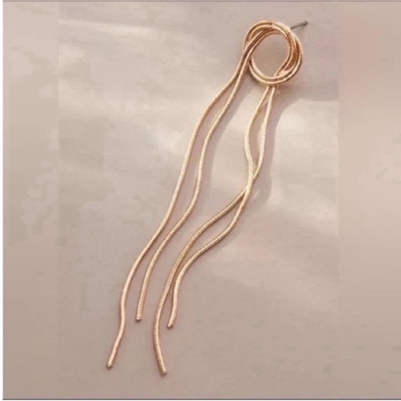 Anthropologie Looped Knot Long Dangle Earrings Gold NWOT - Picture 2 of 10